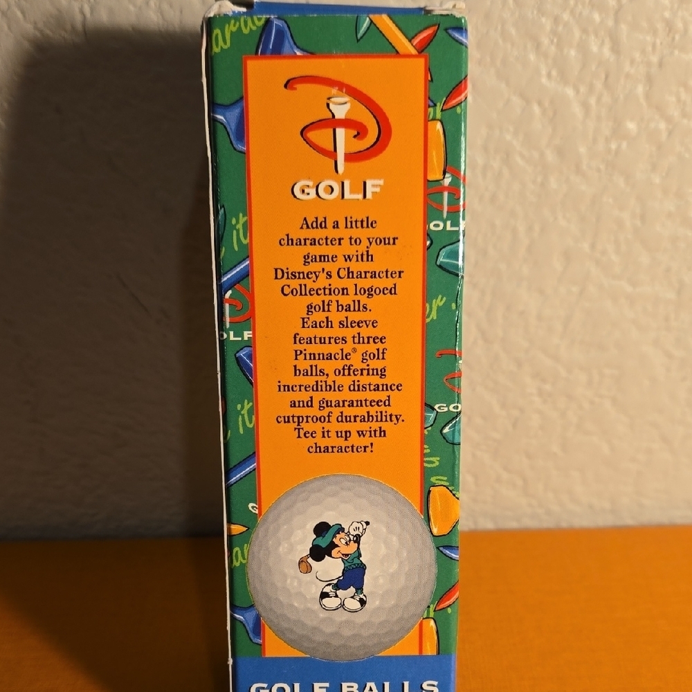 Disney Mickey Mouse Golf Ball Set - White and Green - Picture 2 of 5